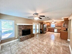 2146 Kimberwicke Cir in Oviedo, FL - Building Photo - Building Photo