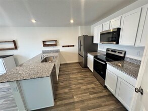 2110 Kansas Rd in Sumterville, FL - Building Photo - Building Photo