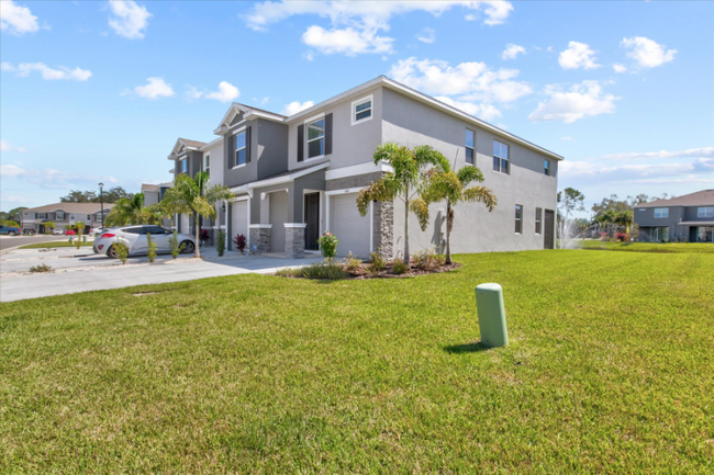 6601 Serenity Fall Ln in Sarasota, FL - Building Photo - Building Photo