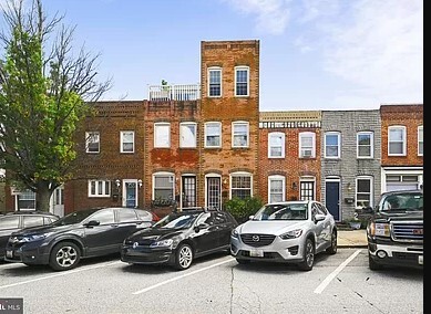 2527 Foster Ave in Baltimore, MD - Foto de edificio