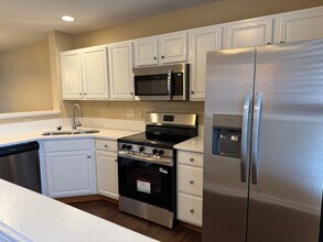 1051 Oak Blossom Way in Whitsett, NC - Building Photo - Building Photo