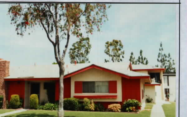 3233 W Cabot Dr in Anaheim, CA - Building Photo - Building Photo