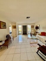6110 Ambertree Ln in Greenacres, FL - Building Photo