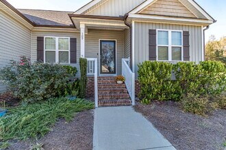 109 Hawk Pl in Goldsboro, NC - Building Photo - Building Photo