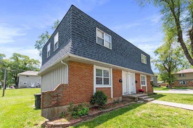 224 E Washington St in Belton, MO - Building Photo - Building Photo