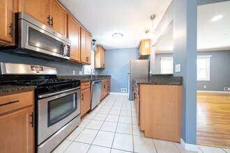 2817 W 109th St in Minneapolis, MN - Building Photo - Building Photo