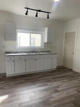 4002 Robert Ave in Cleveland, OH - Building Photo - Building Photo