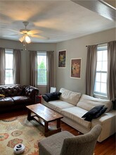 78 Irving Ave-Unit -1 in Providence, RI - Foto de edificio - Building Photo