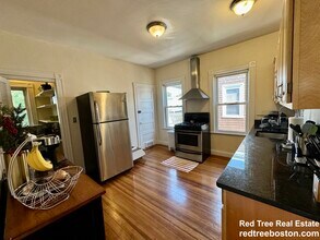 11 Wainwright St in Boston, MA - Building Photo - Building Photo
