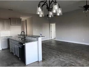 7360 Mountain View Rd in Abilene, TX - Building Photo - Building Photo