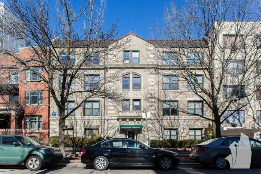 540 W Wellington Ave in Chicago, IL - Foto de edificio