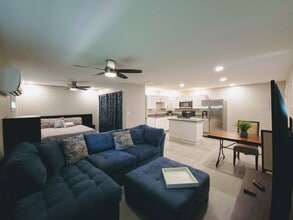 340 N Lake Jessup Ave in Oviedo, FL - Building Photo - Building Photo