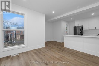 14-14 Avalon Pl in Hamilton, ON - Building Photo - Building Photo