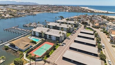 4200 S Harbor Blvd in Oxnard, CA - Building Photo - Building Photo