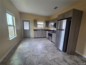 2010 Garden Ridge Dr in Edinburg, TX - Building Photo - Building Photo