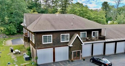 41 Glendale Pl in Gilford, NH - Foto de edificio - Building Photo
