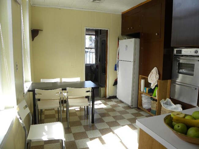 92 Endicott St, Unit 4 in Boston, MA - Building Photo - Building Photo