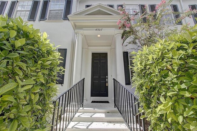 4307 Corrine Dr in Orlando, FL - Building Photo - Building Photo
