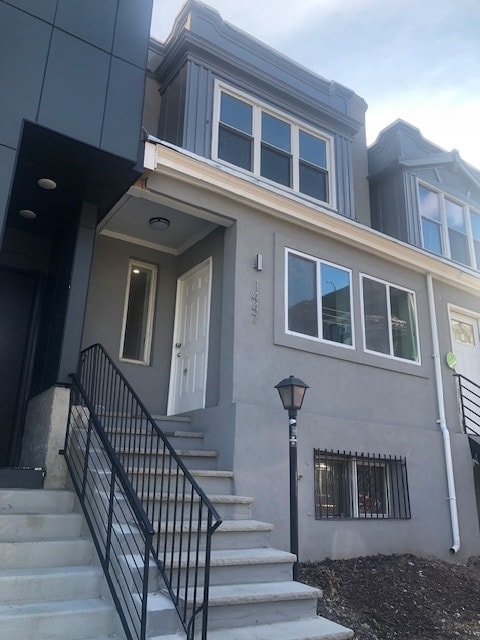 1447 S 32nd St