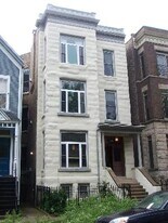 857 W Newport Ave in Chicago, IL - Building Photo