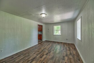 885 Caldwell St in Jasper, TX - Building Photo - Building Photo