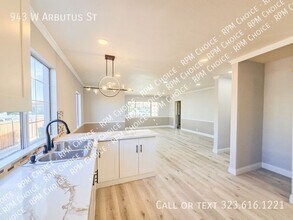 943 W Arbutus St in Compton, CA - Building Photo - Building Photo