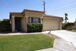 67988 Cancha Cheyene in Cathedral City, CA - Building Photo