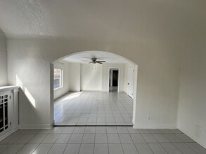 2815 Winter St in Los Angeles, CA - Building Photo - Building Photo