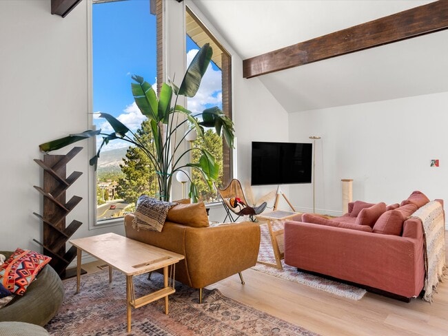 property at 412 E Canyon Estates Cir