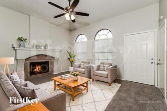 5934 Burning Sunrise Dr in San Antonio, TX - Foto de edificio - Building Photo