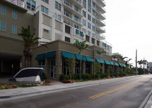 The Port Condominiums in Fort Lauderdale, FL - Building Photo - Building Photo