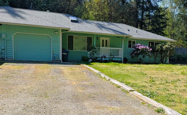 property at 4717 NW Kearney Rd