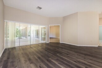 1418 Kinsmere Dr in Trinity, FL - Building Photo - Building Photo