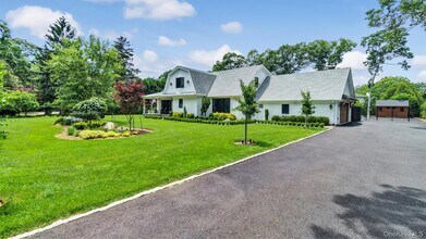 99 Beach Rd in Westhampton Beach, NY - Building Photo - Building Photo