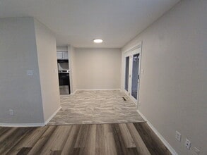 1015 E Pearl St in Miamisburg, OH - Building Photo - Building Photo