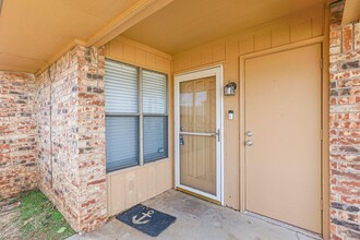 2021 S Loop 289 in Lubbock, TX - Building Photo - Building Photo