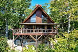 402 Wilderness Dr in Marion, NC - Building Photo - Building Photo
