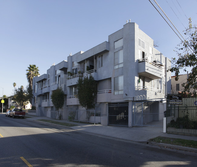 1164 N Van Ness Ave in Los Angeles, CA - Foto de edificio - Building Photo