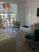 900 SW 72nd Ave, Unit A2 in Miami, FL - Building Photo - Building Photo