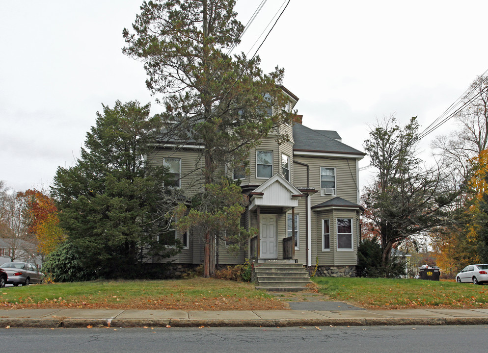 597 Union Ave in Framingham, MA - Building Photo