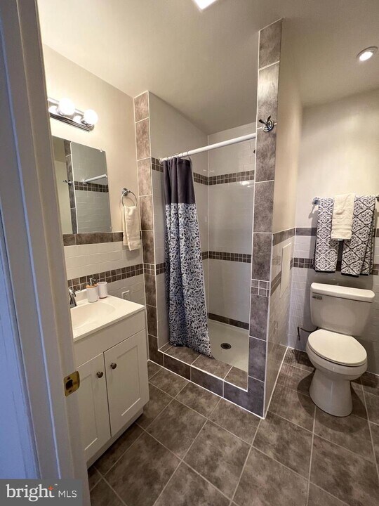 623 COLUMBIA Ave-Unit -A in Cumberland, MD - Building Photo