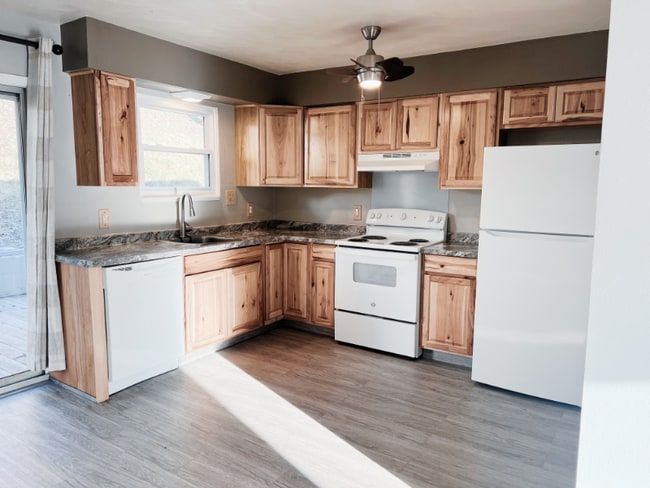 5112 Dublin Dr in Charleston, WV - Building Photo - Building Photo