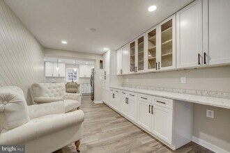 4083 Norbeck Square Dr in Rockville, MD - Building Photo - Building Photo