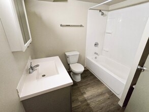 2145 Victoria St in Prince George, BC - Building Photo - Building Photo