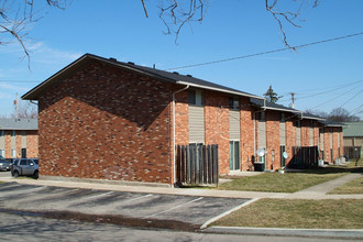 Kingston Green Apartments in Hamilton, OH - Building Photo - Building Photo