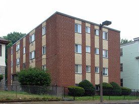 498 Norfolk Apartments