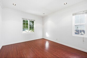 6300 Zelzah Ave in Los Angeles, CA - Building Photo - Building Photo