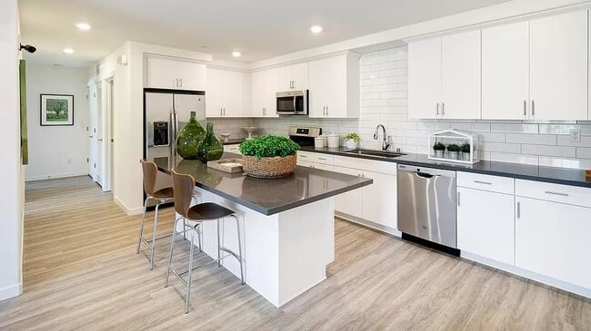1408 Mauro Pietro Dr, Unit #300