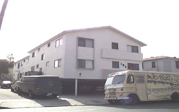 104 N Normandie Ave in Los Angeles, CA - Building Photo