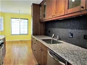 1596 N St Marks Pl in Palatine, IL - Building Photo - Building Photo